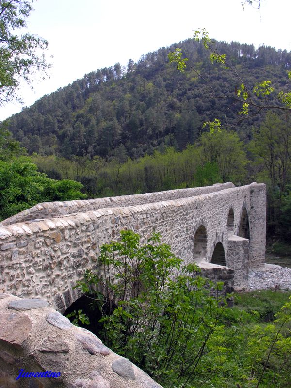 Pont des Camisards sur le Galeizon à Cendras