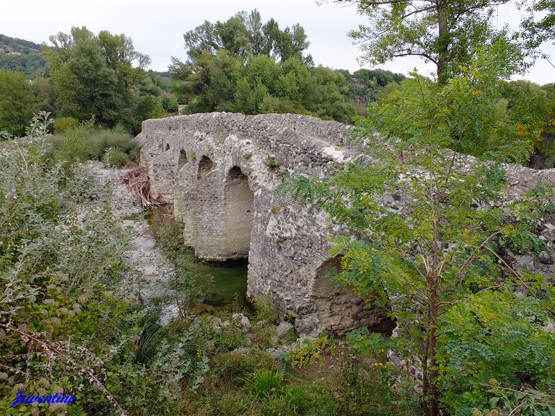 Pont Romain de Viviers sur l'Escoutay