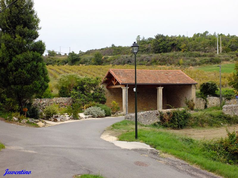 Roussas (Drôme)